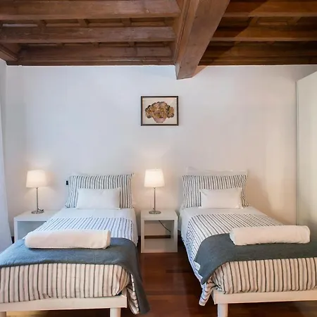 Visconti Di Modrone Palace Heart Of Apartment *